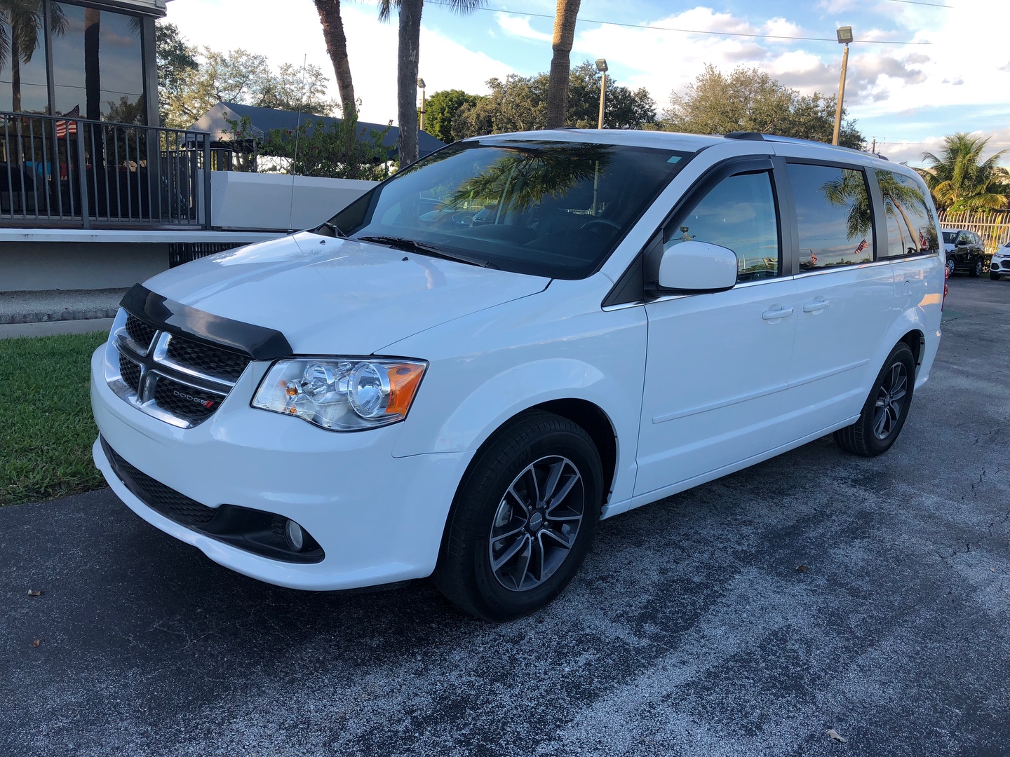 2017 dodge grand caravan
