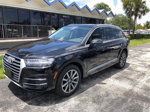 2019 Audi Q7 Image # 1