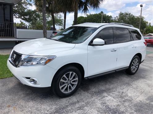 2016 Nissan Pathfinder Image # 1