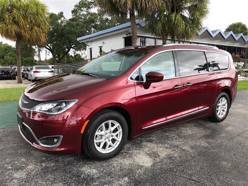 2020 Chrysler Pacifica Image # 1
