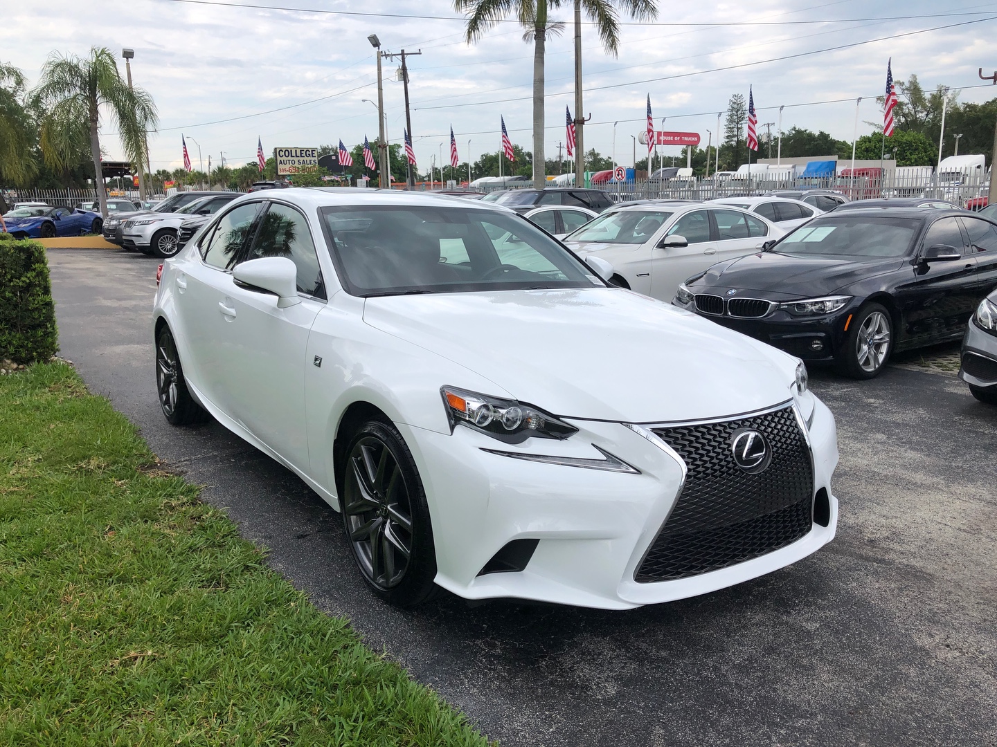 Lexus is 300 2016