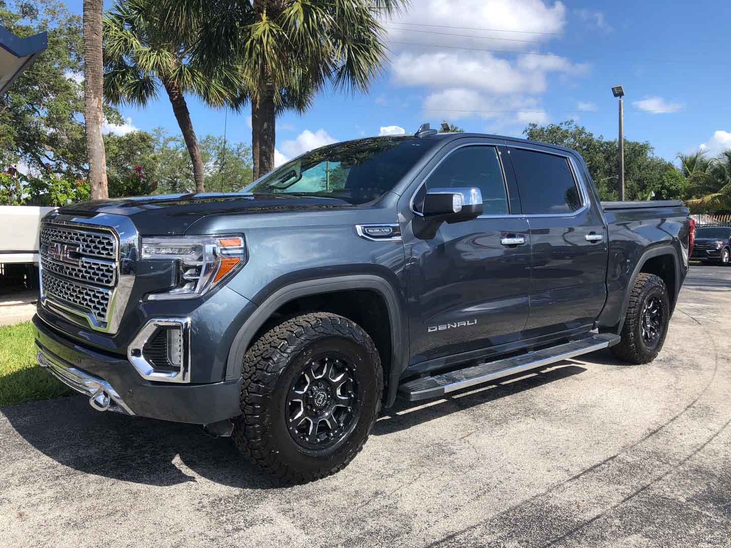 2020 GMC Sierra