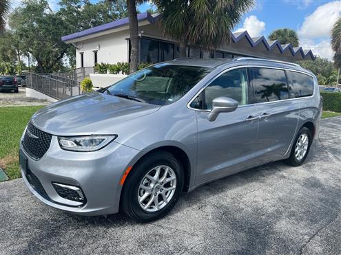 2021 Chrysler Pacifica Image # 1
