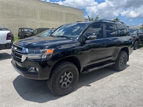 2021 Toyota Land Cruiser Image # 1