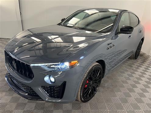 2023 Maserati Levante - PX411140