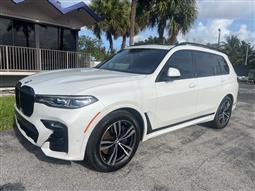 2021 BMW X7 - M9D99785