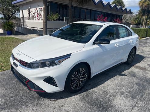 2024 Kia Forte Image # 1