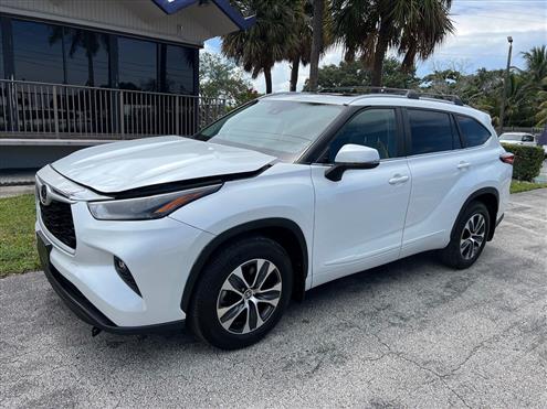 2023 Toyota Highlander Image # 1