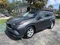 2022 Toyota Highlander Image # 1