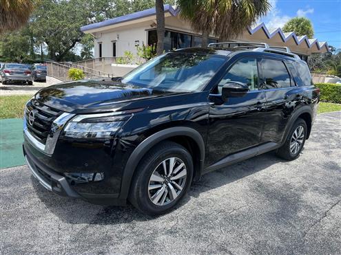 2024 Nissan Pathfinder Image # 1