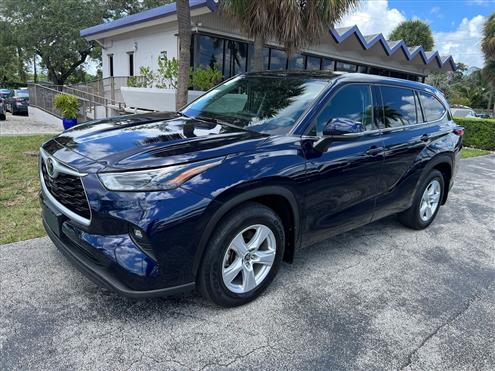 2022 Toyota Highlander Image # 1