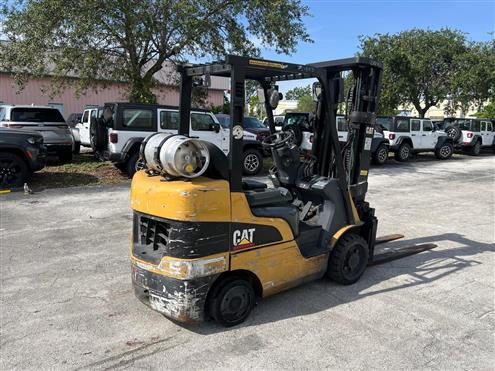 2016 Caterpillar Forklift - 2C6000