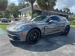 2018 Porsche Panamera - L190182