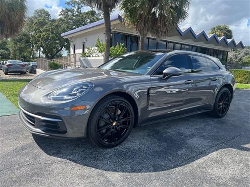 2018 Porsche Panamera Image # 1