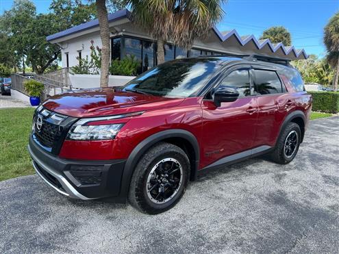 2024 Nissan Pathfinder Image # 1