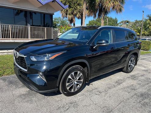 2024 Toyota Highlander Image # 1