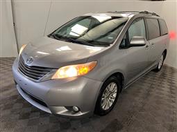 2013 Toyota Sienna - S320667