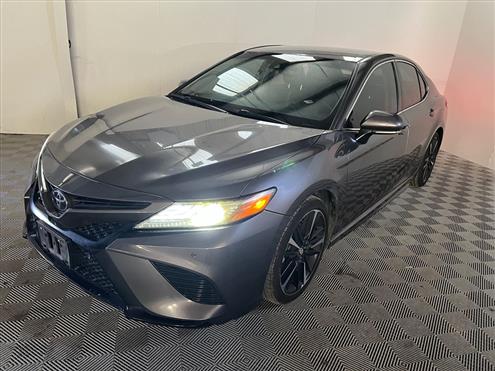 2018 Toyota Camry Image # 1