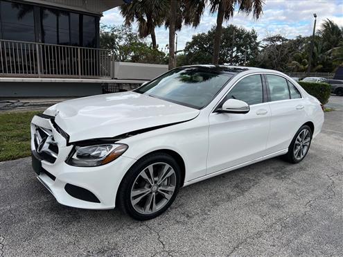 2016 Mercedes-Benz C-Class Image # 1
