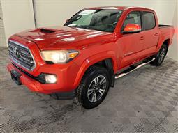 2016 Toyota Tacoma - X016610
