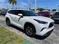2022 Toyota Highlander Image # 3