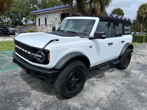 2024 Ford Bronco Image # 1