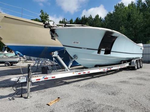 2023 Regulator Boat 34 Image # 1