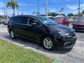 2024 Chrysler Pacifica Image # 3