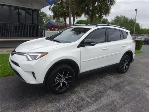 2017 Toyota RAV4 Image # 1