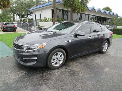 2017 Kia Optima Image # 1
