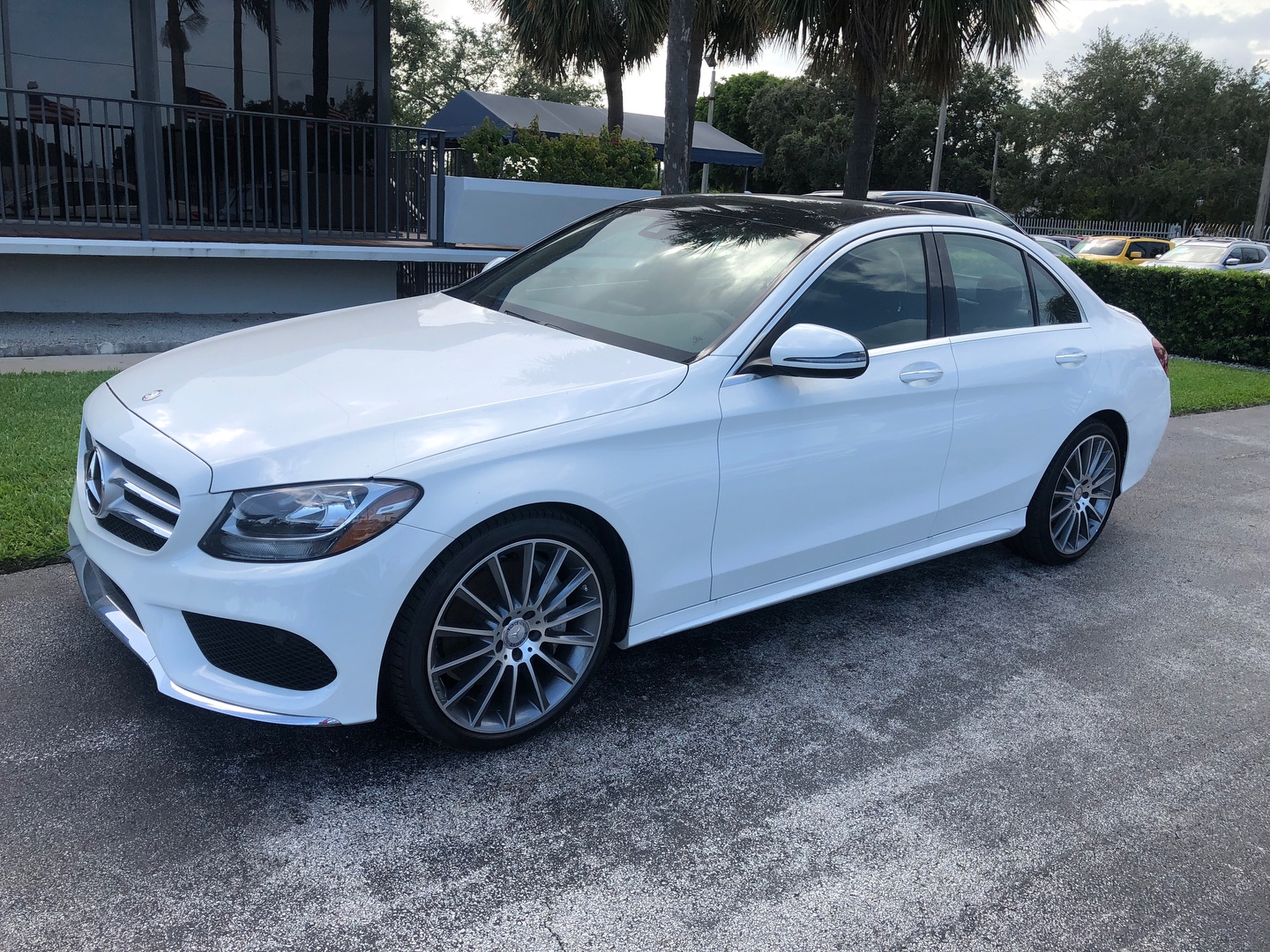 2017 Mercedes-Benz C300