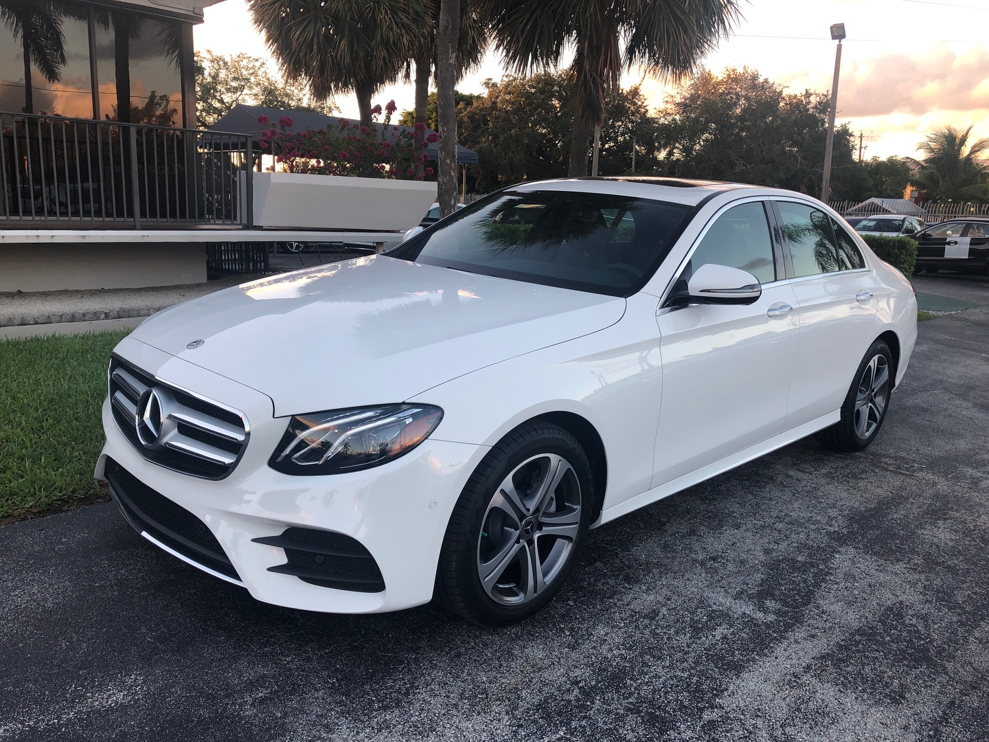 2018 deals mercedes e300