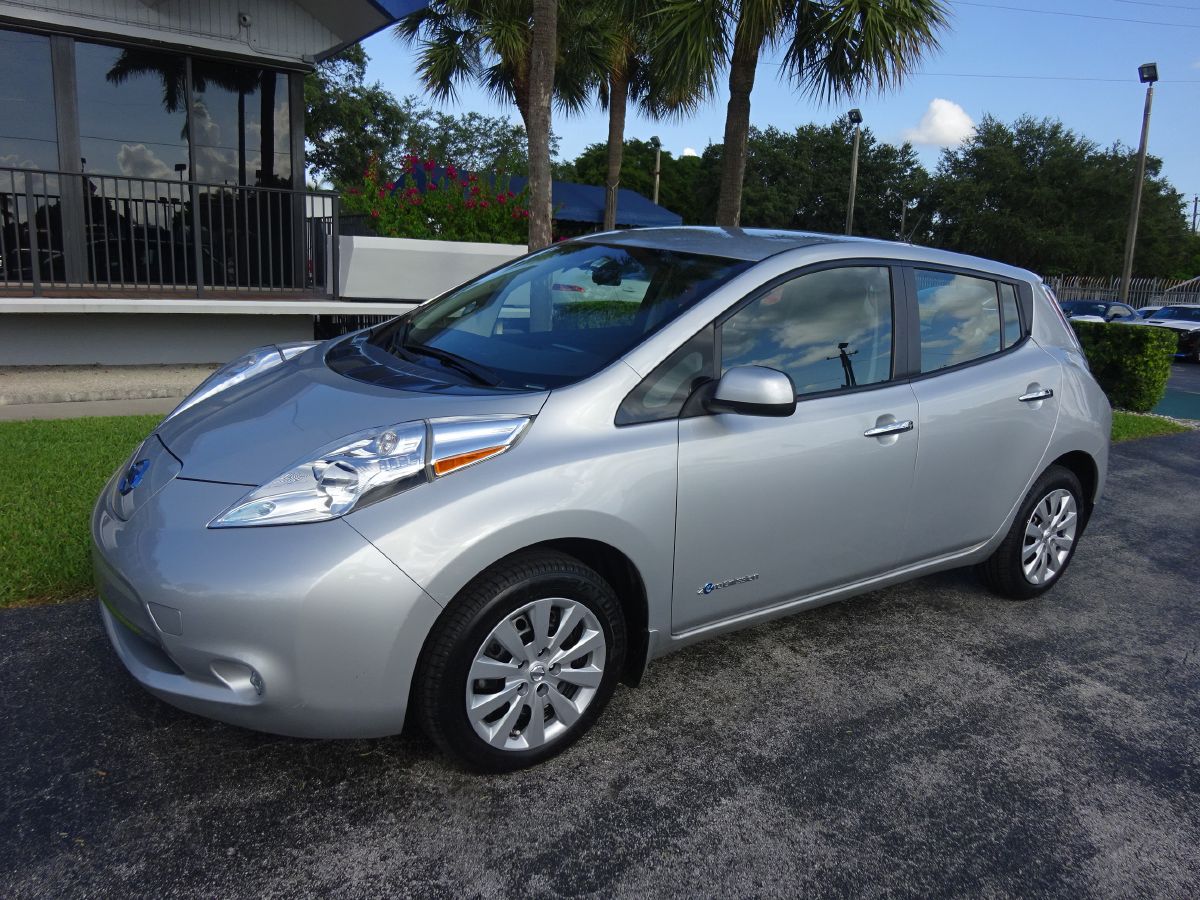 2015 Nissan LEAF