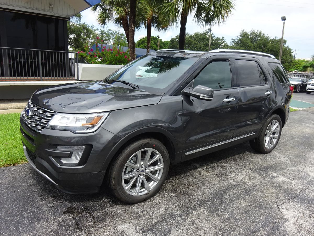 2017 Ford Explorer